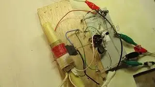 The STPS3045CW Shottky rectifier used as a variable capacitor in a shortwave radio coil oscillator