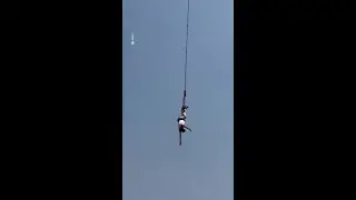 Horror moment tourist’s bungee cord snaps