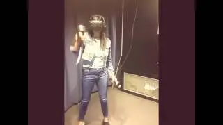 TUĞBA EKİNCİ JOHN WICK OYNUYOR. VRHOUSE
