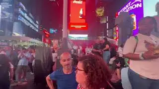 Time Square crowd ! New York