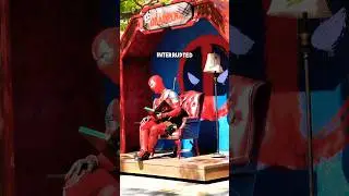 Deadpool’s reaction after a fan interrupted his Story Time at Disney 😂 