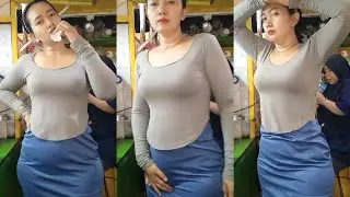 Bunda cantik jualan kopi esteh manis di malam hari