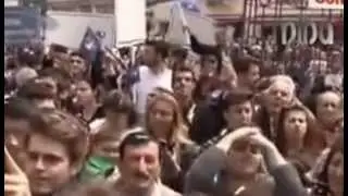 Burak Özçivit -İstiklal Caddesi'nde 