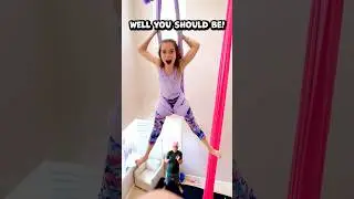 Taylor Swift FELL!😨