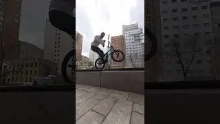 Technical BMX Barspin (🚲- Billy Perry)