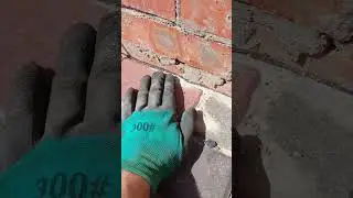 Гидроизоляция у цоколя.