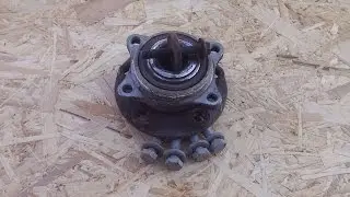 How to replace front wheel bearing on VOLVO S60