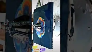 Kiss & Spin 💞 #fluidart #acrylicpouring #artinspiration #arttherapy #artistic