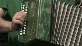 АЗЫ игры на гармошке - Имел бы я злалтые горы.MPG