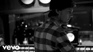 The Story Behind Tiësto's Remix of 