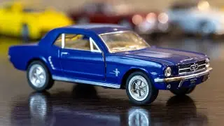 Ford Mustang 1964 diecast model car