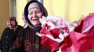 Ikki avlod uchrashuvi tadbiridan qisqa lavhalar tomosha qilasiz . Икки авлод учрашуви 1-кисм