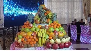 Xorazm toy. Toyga qarang yóq narsani ozi yóq mana dasturxon