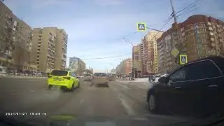 Момент ДТП перевертыш, словно каскадерский трюк, авария на Ленина, 08.03.2022 Магнитогорск