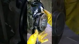 Всего лишь пружинка выскочила🧰🛠️