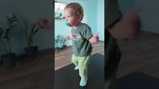 танец яблочко от Макса
