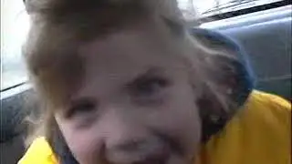 4 jaar. Opa en Oma. kleurwedstrijd gewonnen.