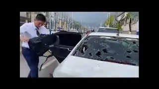 Крупный град изрешетил дома и машины в Китае.