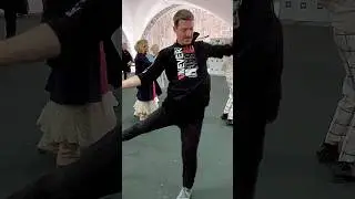 🔥ЕГО НЕ ДОГНАТЬ 😁 КРУТОЙ ТАНЦОР-ДИСКО В СОКОЛЬНИКАХ👍ЕГО НЕ ДОГНАТЬ 