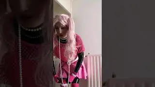 Female mask love in pink style and black latex💕