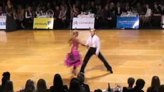Krystian Radziejowski - Sylwia Maczek   /   Final  Solo  Cha-cha-cha