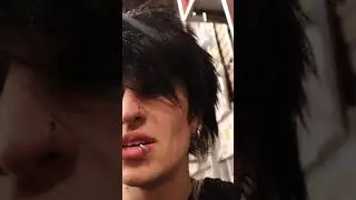 How emos shop at Hottopic 