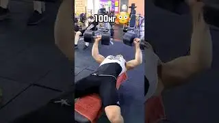 в 15 лет 100кг😳   