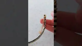 делаю браслет из бисера 💛🖤 подписывайся на канал 🪿🌿 