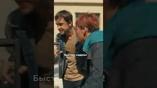 Самая нормальная, самая золотая 😁 Смотри все серии «Лады Голд» на Иви