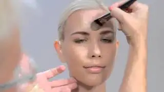 Безупречный макияж от Чарли Грин