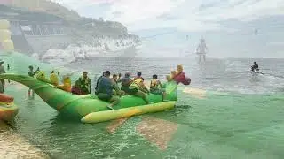 На банане Цандрипш, Абхазия, Белые скалы