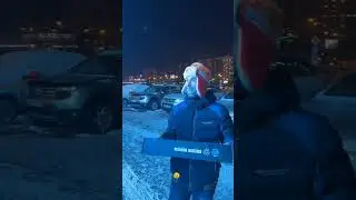 Некоглай подарил Иван Золо новый компьютер