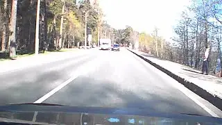 Лихач спешащий в пятницу на дачу. Зеленогорск 17.05.2024