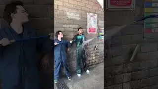 Когда обнимаешь девушку с блёстками