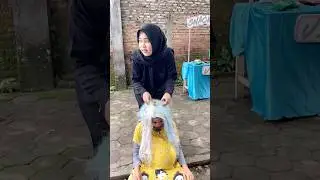 WAH DIRAMBUT NENEK HAMIL ADA APA TUH 