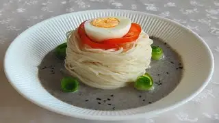 НАСТОЯЩАЯ КОРЕЙСКАЯ КУХНЯ ★ГОТОВЛЮ ДОМАШНЕЕ  КХОН -КУКСУ С ЧЕРНЫМИ БОБАМИ 검은콩국수