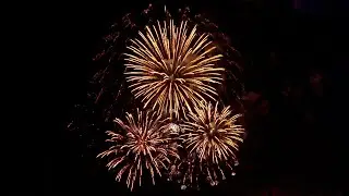 Фейерверк на День Победы 2021 в Челябинске
