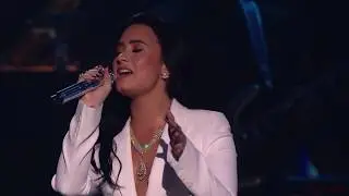 Demi Lovato - Hello (Live On 58th GRAMMY Awards)