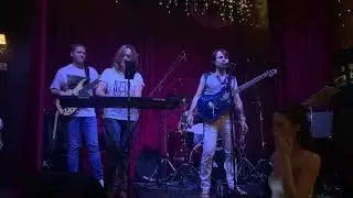 CAPITALBAND - Ветер Перемен ( из к/ф "Мэри Поппинс, до свидания" клуб "16 Тонн (Арбат)" 5.08.22