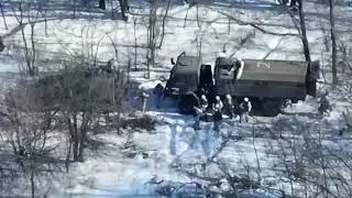 Русские своих не бросают! Оно и видно)