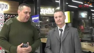 Про бананофікус, про переслідування спецслужбами учасників акції за Конституційні права людей