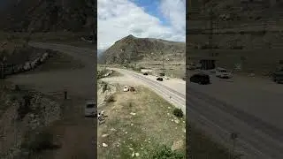 Lixiang L9 на фоне гор кажется малышом 😂