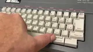 Smith Corona SL 575 Electronic Typewriter demo / how to use
