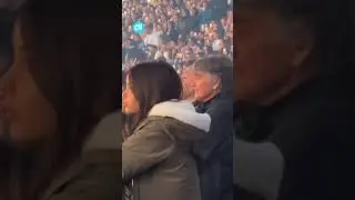 El papá de Tini se emocionó al escuchar en vivo el tema que su hija le dedicó