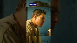 Солдат завалил кучу людей и сел спокойно кушать  