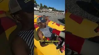 Типичный продавец на пляже 😂