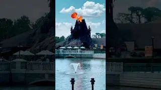 Volcano at Rainforest Cafe | Disney Springs | Walt Disney World
