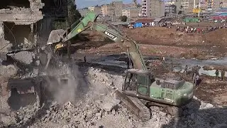 Building Collapses in Nairobi Amidst Heavy Rains, Injuring Several