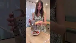 ВЫ КОГДА-НИБУДЬ ТАК ГОТОВИЛИ?Шикарные колбаски с начинкой! Это просто бомба! #колбаски #рецепты