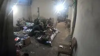 Бахмут. Медики надають допомогу нашим воїнам | Bakhmut. Medics provide assistance to our soldiers.